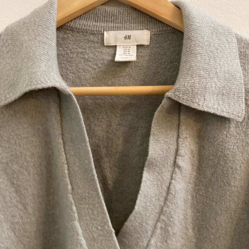 H&M collared sweater - Picture 4 of 6